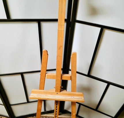 Wooden Easel - Large - Yatva