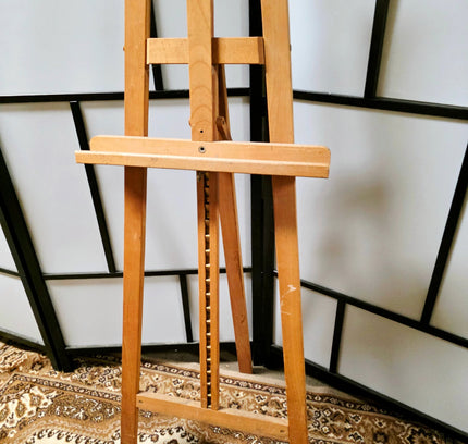 Wooden Easel - Large - Yatva