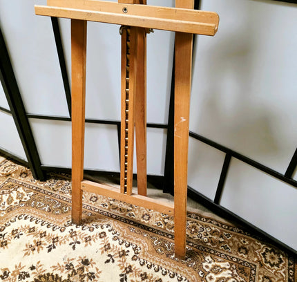 Wooden Easel - Large - Yatva