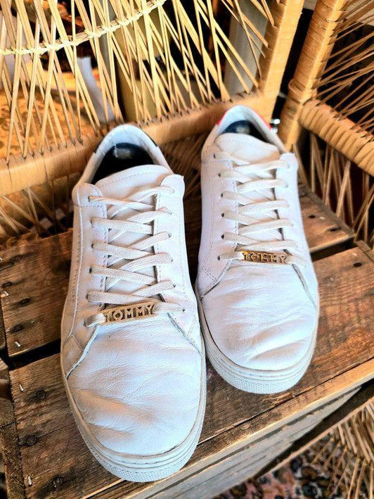 Y2K Tommy Hilfinger Trainers Sneakers - Yatva