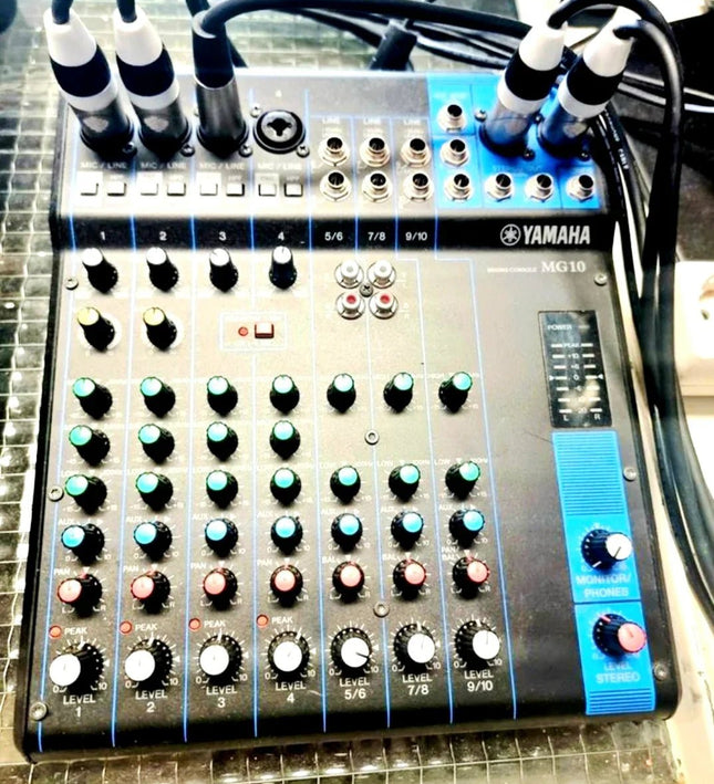 Yamaha MG10 Mixing Panel - Compact Mixer for Studio/Live - Yatva