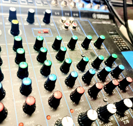 Yamaha MG10 Mixing Panel - Compact Mixer for Studio/Live - Yatva