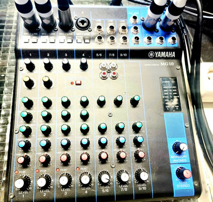 Yamaha MG10 Mixing Panel - Compact Mixer for Studio/Live - Yatva