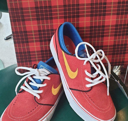 Brand New 90´s Nike SB Trainers - Yatva