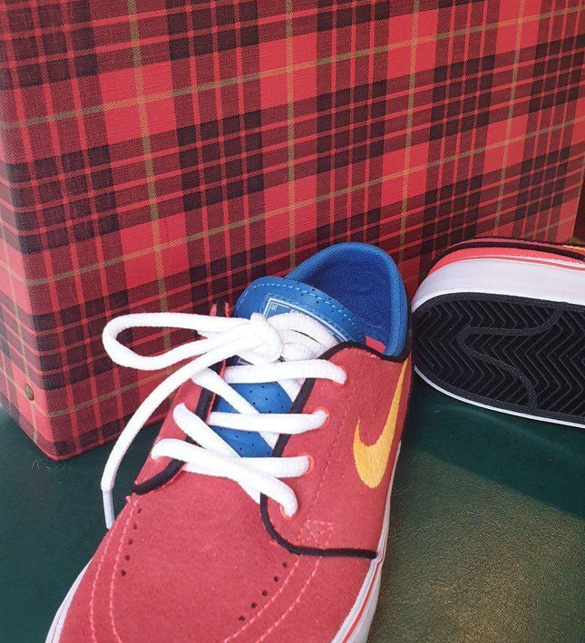 Brand New 90´s Nike SB Trainers - Yatva