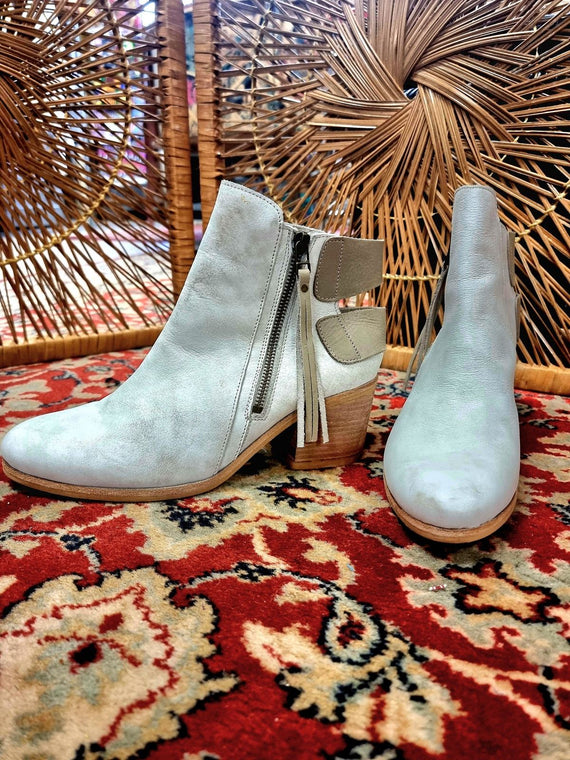 Brand New Alba Moda Ankle Boots