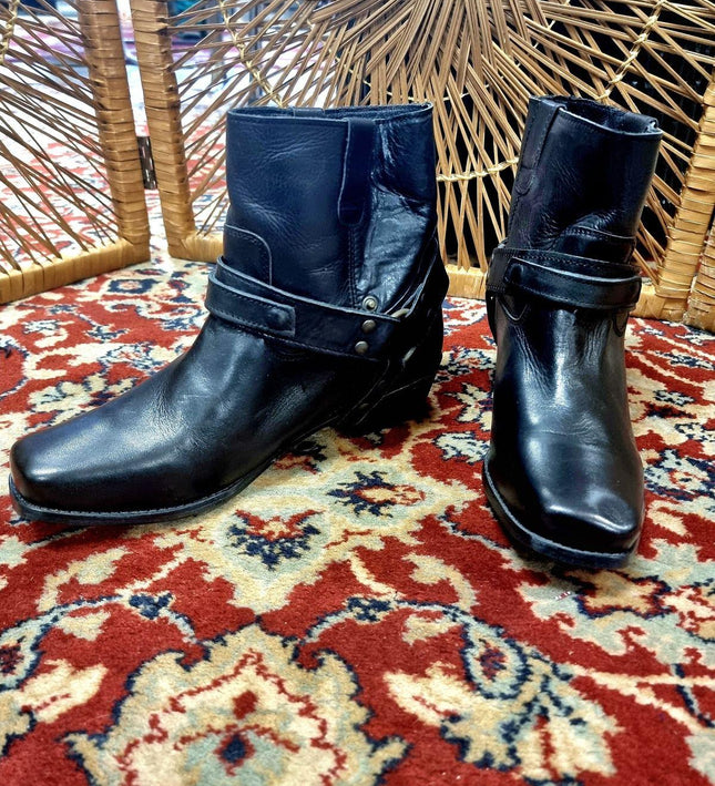 Brand New Companiamaria Botas Ankle boots - Yatva