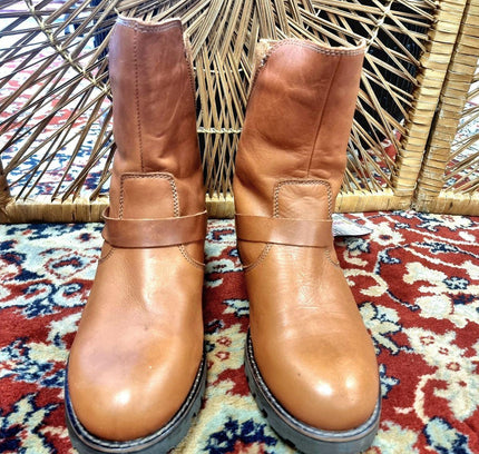 Brand New Human Nature Boots - Yatva