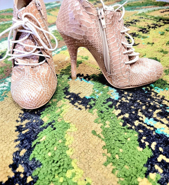 Brand New Love Label Heels Shoes - Yatva