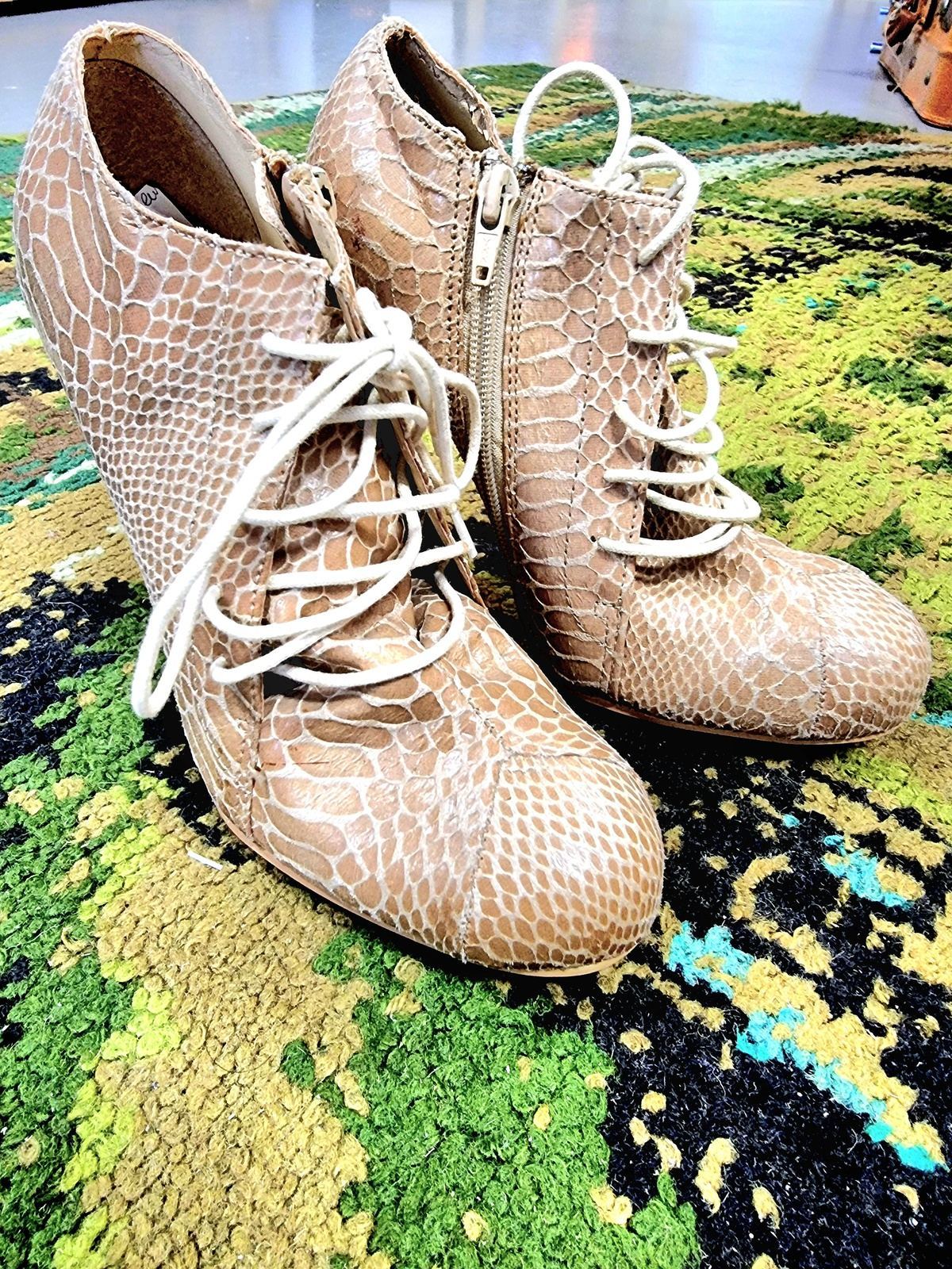 Brand New Love Label Heels Shoes