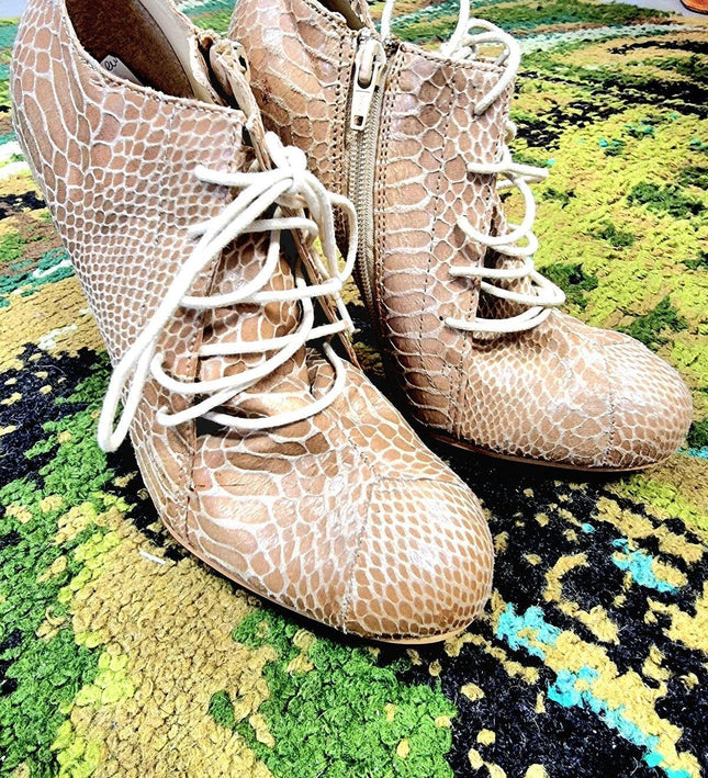 Brand New Love Label Heels Shoes - Yatva