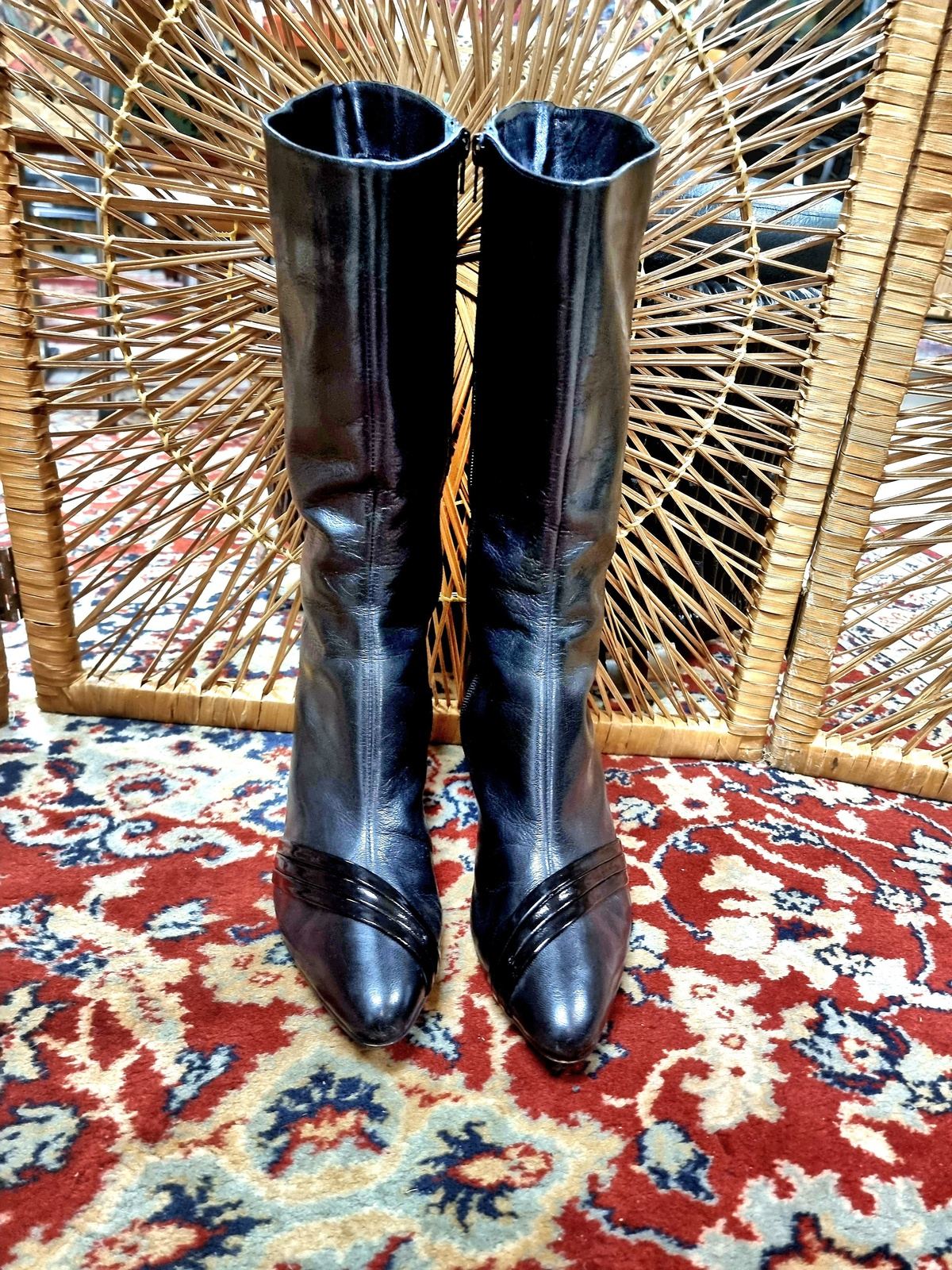 Brand New Manfield Boots