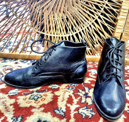 Brand New Vintage Ankle Boots - Yatva