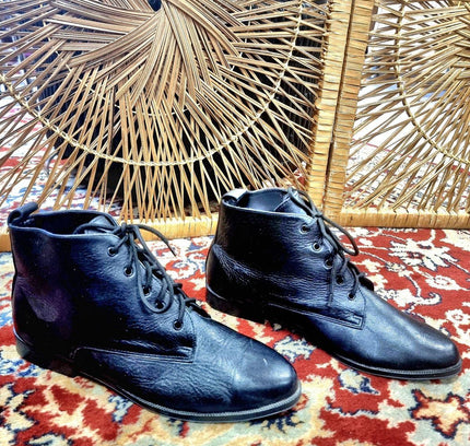 Brand New Vintage Ankle Boots - Yatva