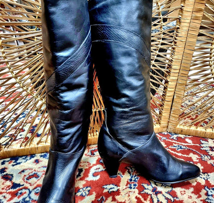 Brand New Vintage Boots - Yatva