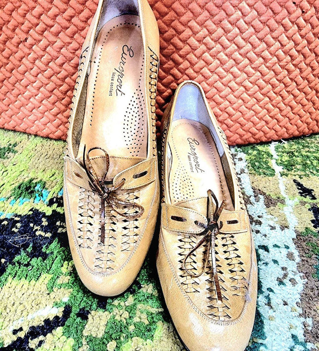 Brand New Vintage Euziport Shoes - Yatva