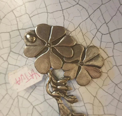 Brooch - Yatva