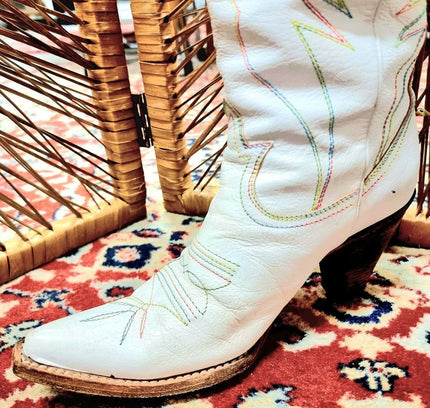 Designer Chloè Cowboy Boots - Yatva