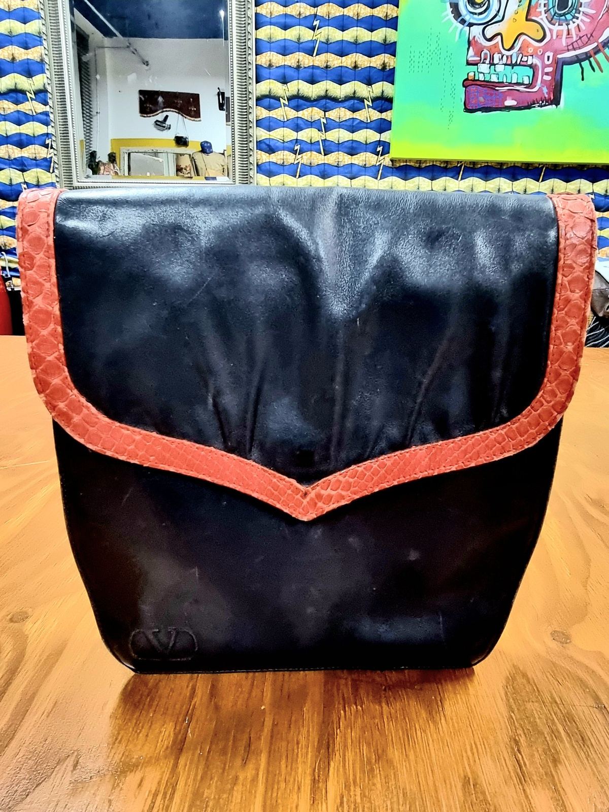Designer- Valentino Garavani Shoulder Bag