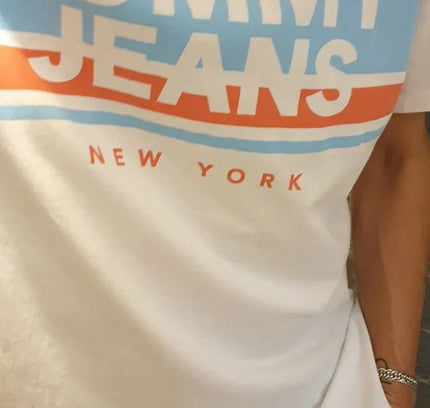 Tommy Jeans T-shirt - Yatva