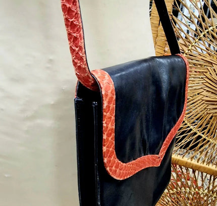 Valentino Garavani Shoulder Bag - Yatva