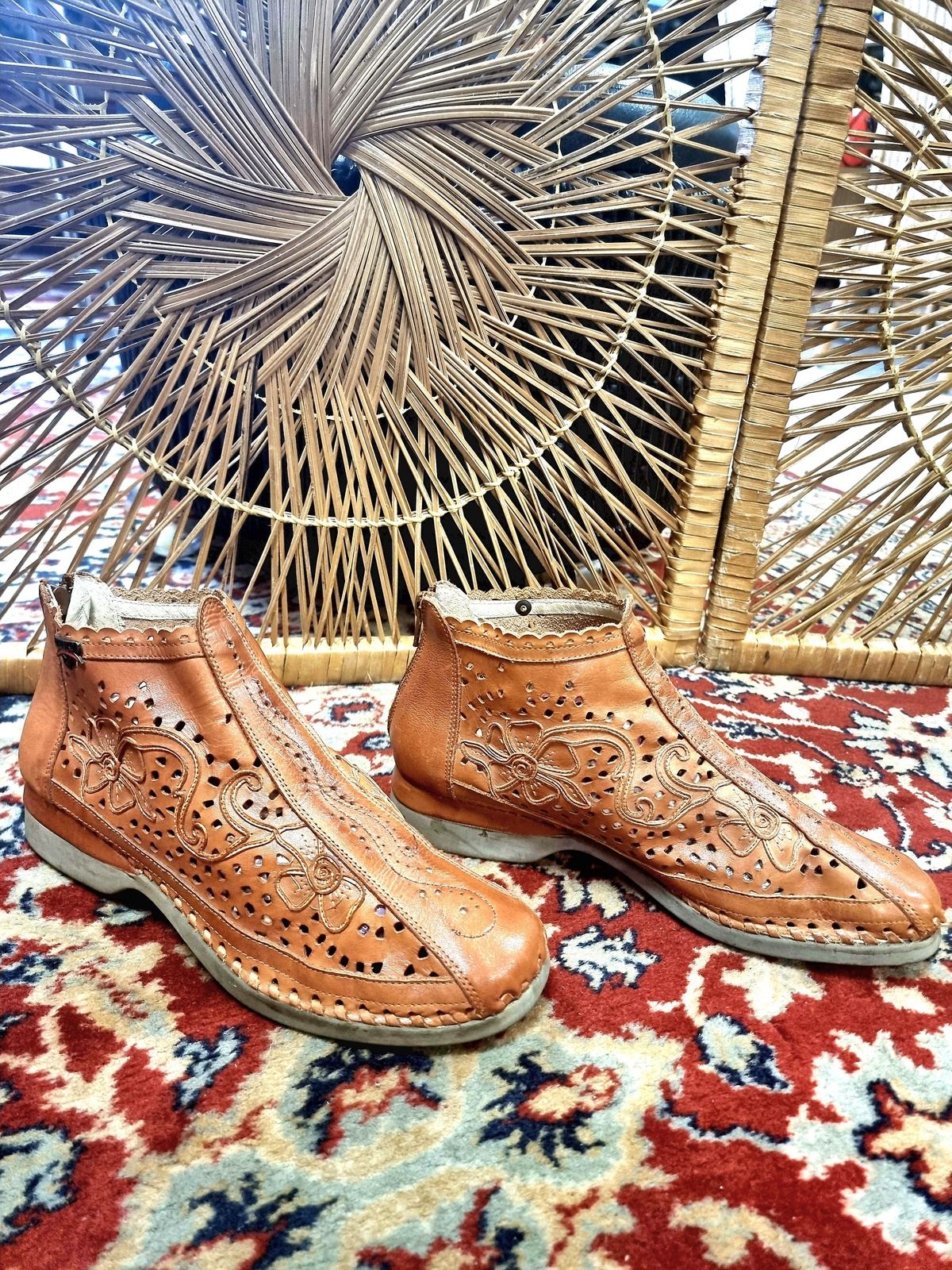 Vintag Pikolinos Ankle Boots