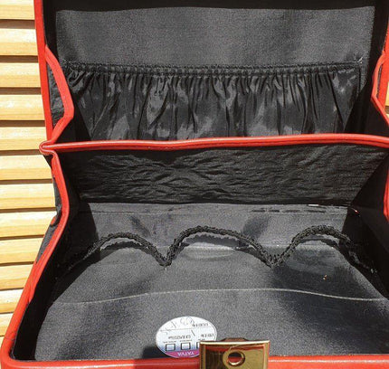 Vintage 1950's Box Hand Bag - Yatva