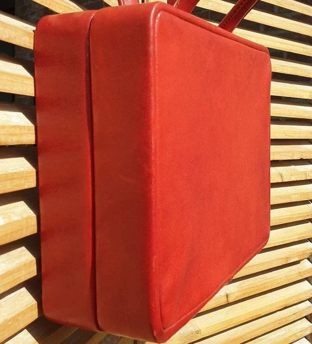 Vintage 1950's Box Hand Bag - Yatva