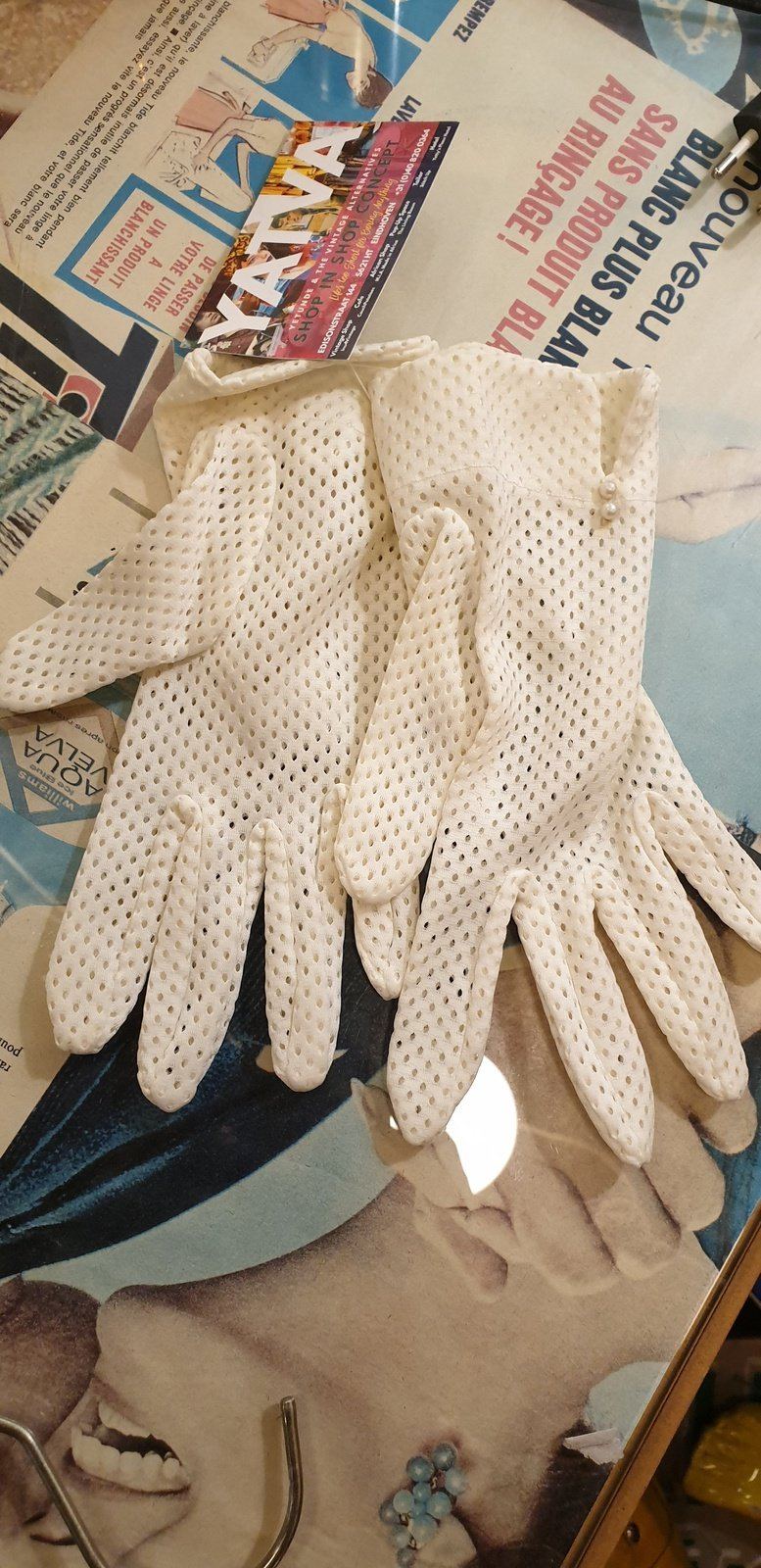 Vintage 1960s Gloves