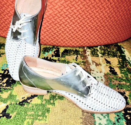 Vintage 1980s Brogue Shoes - Yatva