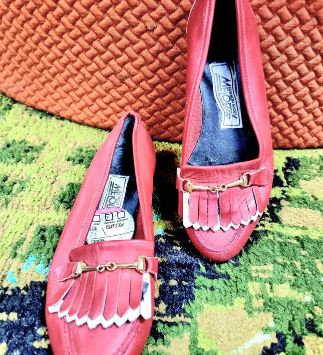 Vintage 1980's Moccasins Shoes - Yatva