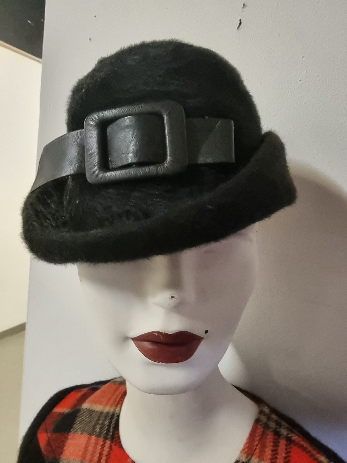 Vintage 60's Hat