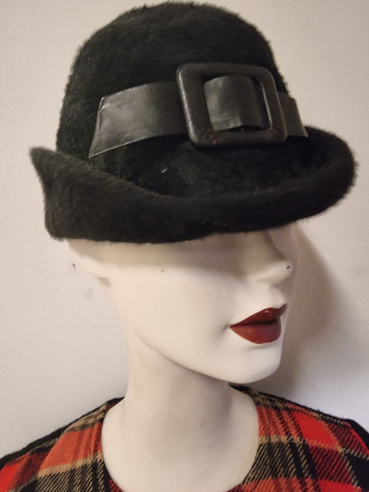 Vintage 60's Hat