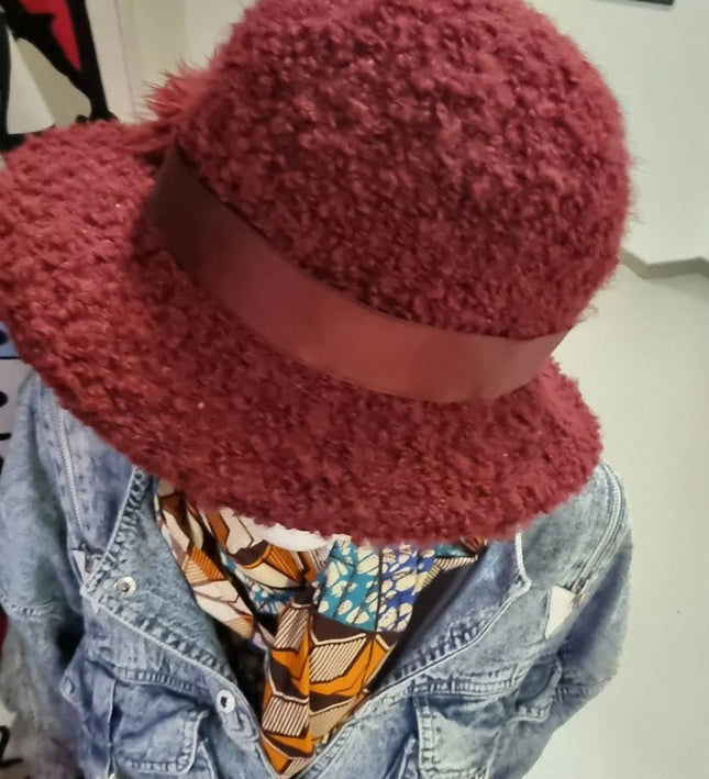 Vintage 70's Knitted Hat - Yatva