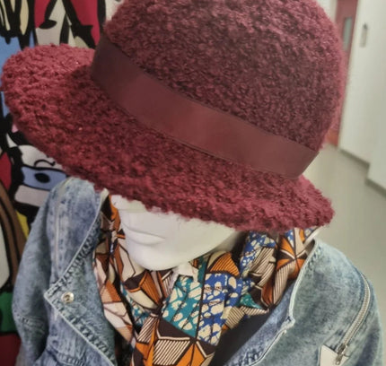 Vintage 70's Knitted Hat - Yatva