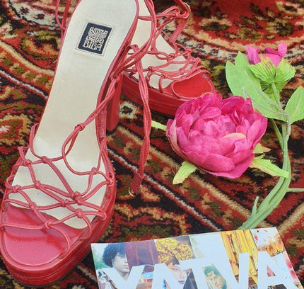Vintage 70s Platform Shoes by Biba - Yatva