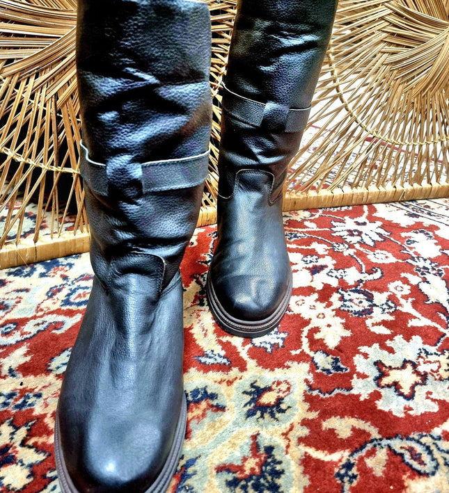 Vintage 80's/ 90's Boots - Yatva