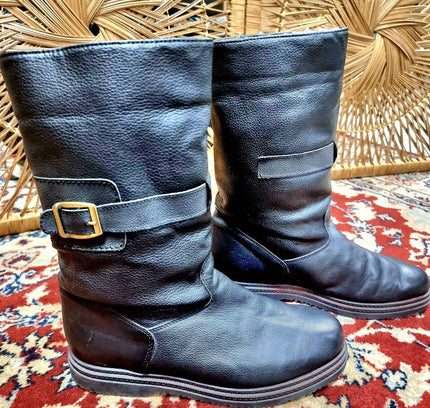 Vintage 80's/ 90's Boots - Yatva