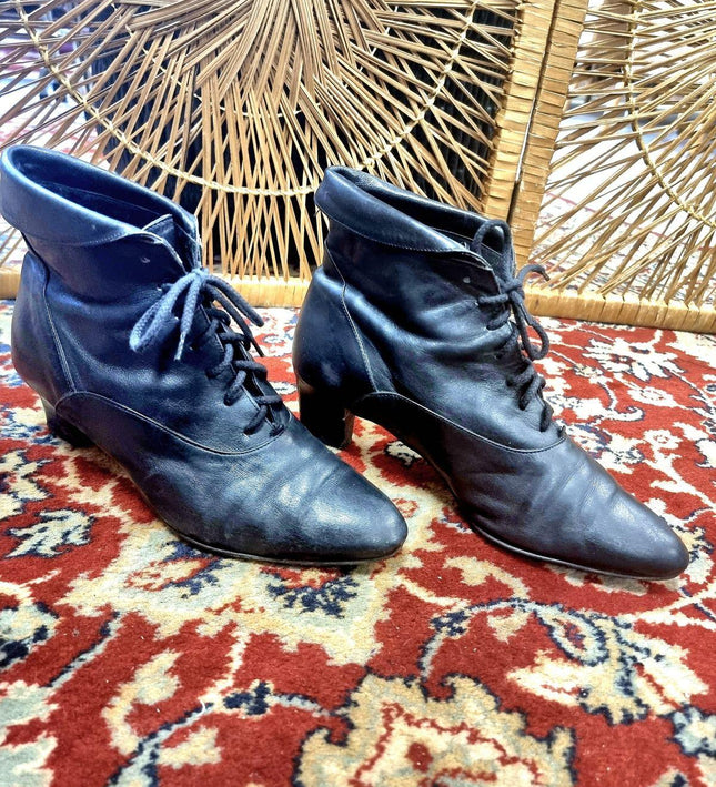 Vintage 80s Ankle Boots - Yatva