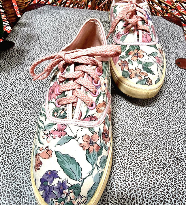 Vintage 80's Floral Shoes - Yatva