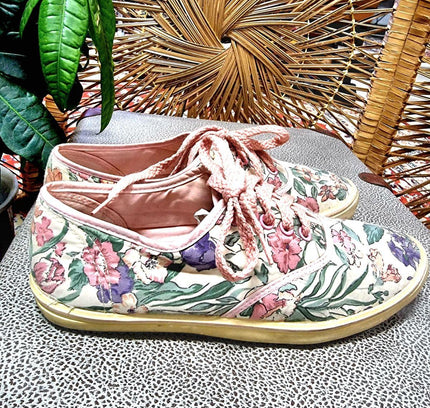 Vintage 80's Floral Shoes - Yatva