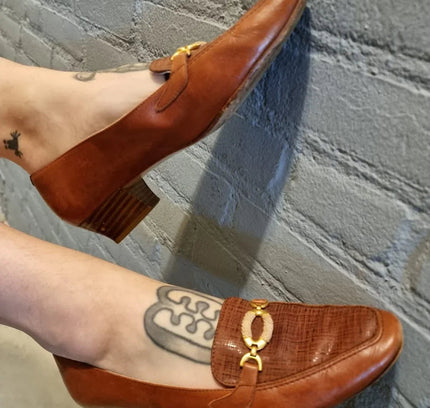Vintage 80s Gallorini Leather Loafers - Yatva