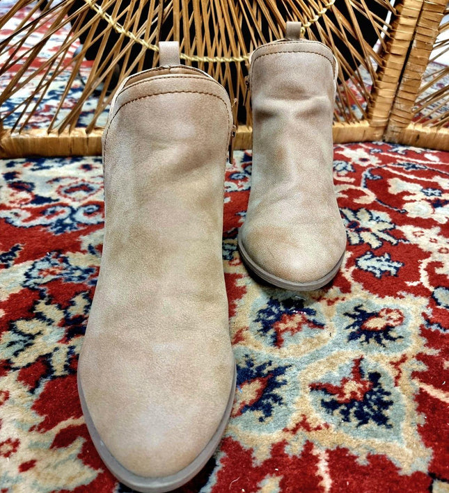 Vintage 80's Guess Biker Ankle Boots - Yatva