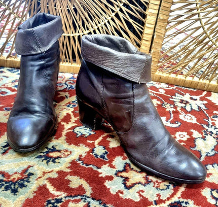 Vintage Ankle Boots - Yatva