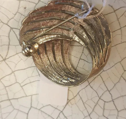Vintage Art Deco Brooch - Yatva