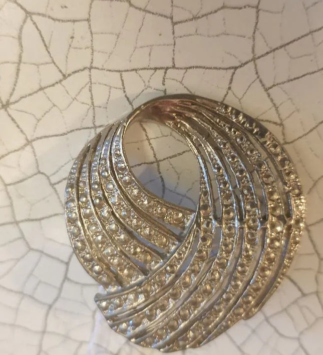 Vintage Art Deco Brooch - Yatva