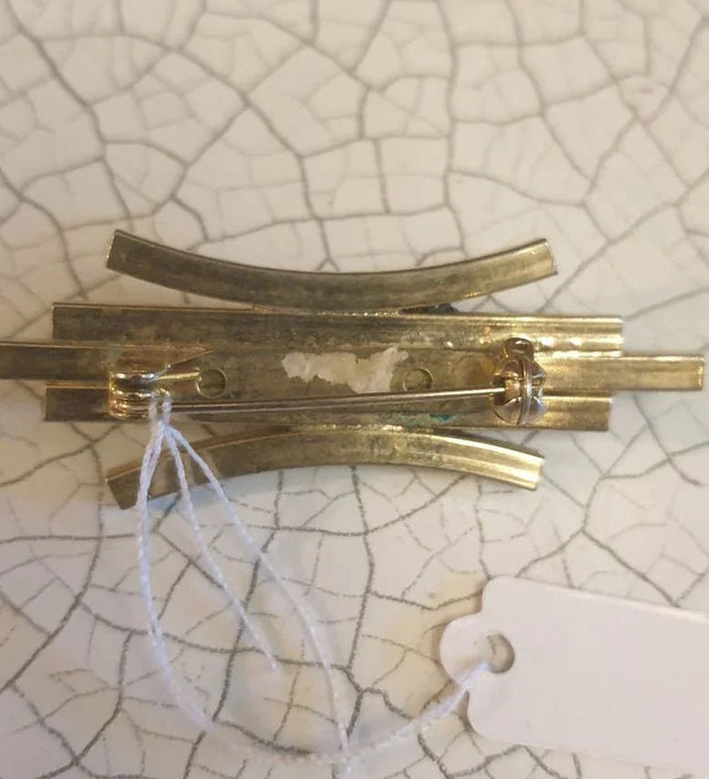 Vintage Art Deco design Brooch - Yatva