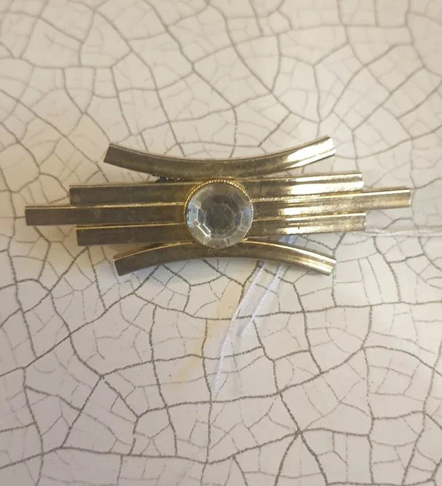 Vintage Art Deco design Brooch - Yatva