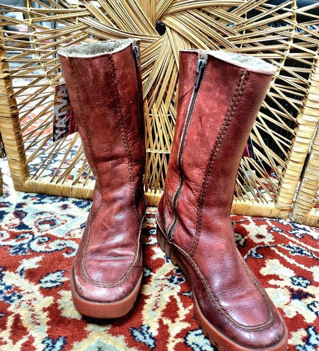 Vintage Bama Lams Boots - Yatva