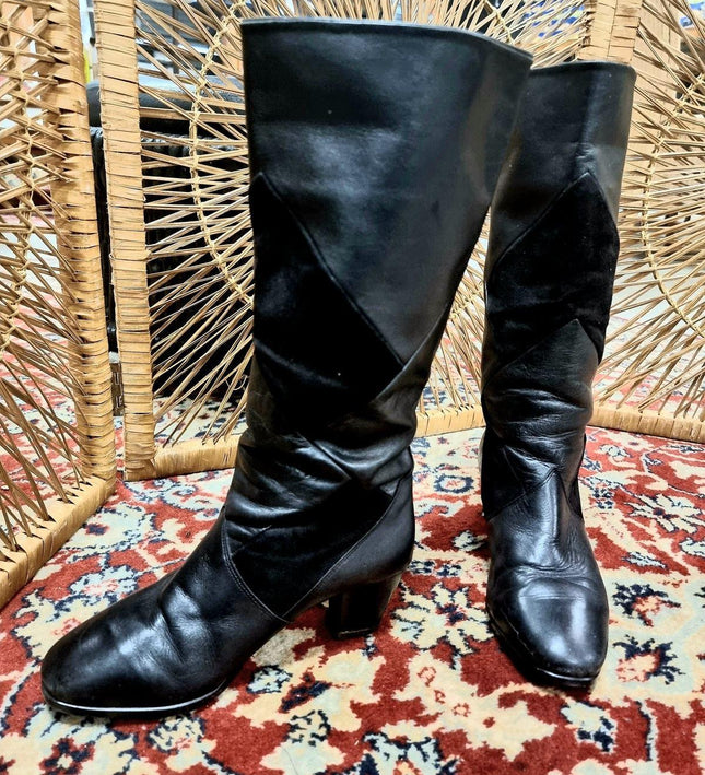 Vintage Boots - Yatva